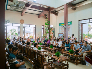 Thái Nguyên: Người dân trồng chè ở La Bằng với niềm vui an cư
